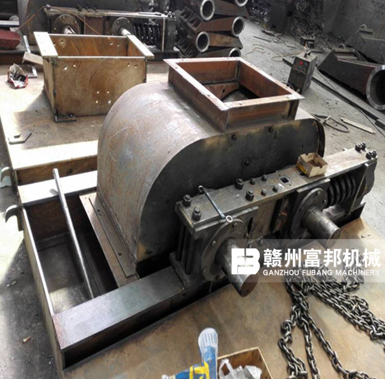 對(duì)輥碎石機(jī)